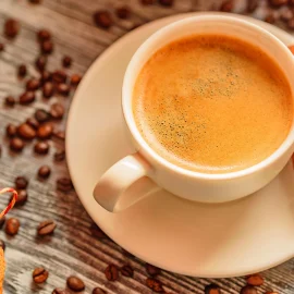 Geben Sie etwas davon in Ihren Kaffee. Sie brauchen keine süßen Zusätze mehr.