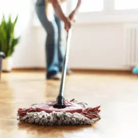 Die Zugabe einer einzigen Gewürzsorte zum Bodenreinigungsmittel sorgt für sauberere Böden und vernichtet Bakterien