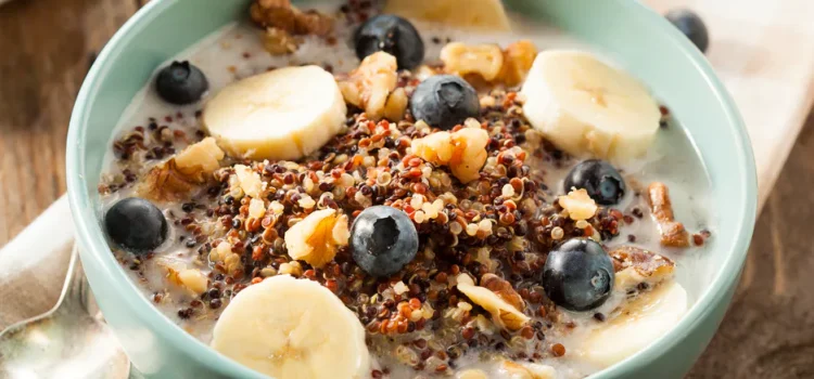 Zum Frühstück bereite ich statt Haferflocken etwas anderes zu. Es regt die Darmtätigkeit an und sättigt lange. Zum Frühstück bereite ich statt Haferflocken etwas anderes zu. Es regt die Darmtätigkeit an und sättigt lange.