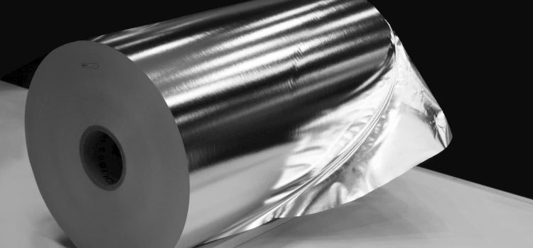 Aluminiumfolie auf den Besen legen: Warum ist das empfehlenswert und wozu dient es? Aluminiumfolie auf den Besen legen: Warum ist das empfehlenswert und wozu dient es?