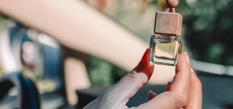 Fügen Sie 3 Esslöffel hinzu, mischen Sie alles gut durch und hängen Sie es neben die Lüftungsöffnung im Auto. Der weihnachtliche Duft verbreitet sich sofort und sorgt für gute Laune. Duft für das Auto Fügen Sie 3 Esslöffel hinzu, mischen Sie alles gut durch und hängen Sie es neben die Lüftungsöffnung im Auto. Der weihnachtliche Duft verbreitet sich sofort und sorgt für gute Laune. Duft für das Auto