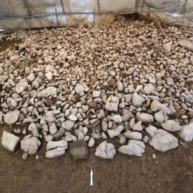 Das außergewöhnlich gut erhaltene Grab ist 2600 Jahre alt. Archäologen kämpfen gegen die Zeit, um es zu retten.