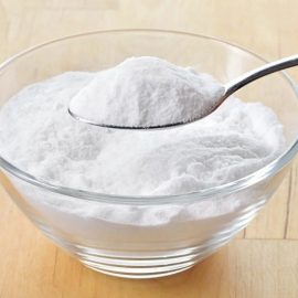 Zitronenschale und Natriumbikarbonat: Wozu dient diese Hausmischung und warum empfehlen sie immer mehr Experten?