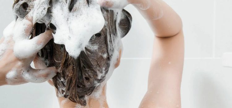 Ich gebe immer 2 gestrichene Löffel in mein Shampoo, und mein Haar wird weich. Das gibt meinem Haar Glanz und Vitalität zurück. Methode für glattes Haar Ich gebe immer 2 gestrichene Löffel in mein Shampoo, und mein Haar wird weich. Das gibt meinem Haar Glanz und Vitalität zurück. Methode für glattes Haar